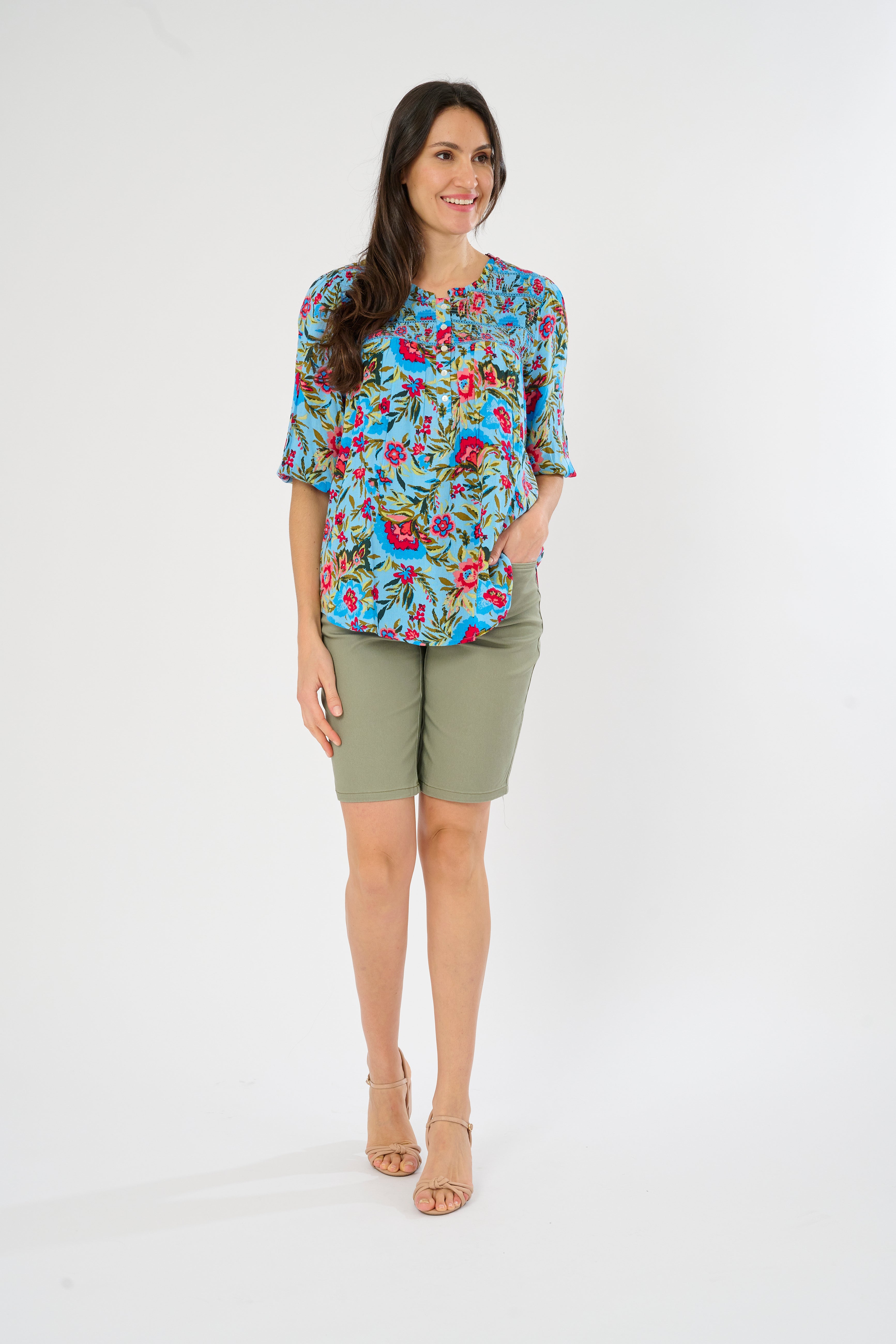 Daisy Stretch Pull-On Bermuda – Intro Clothing