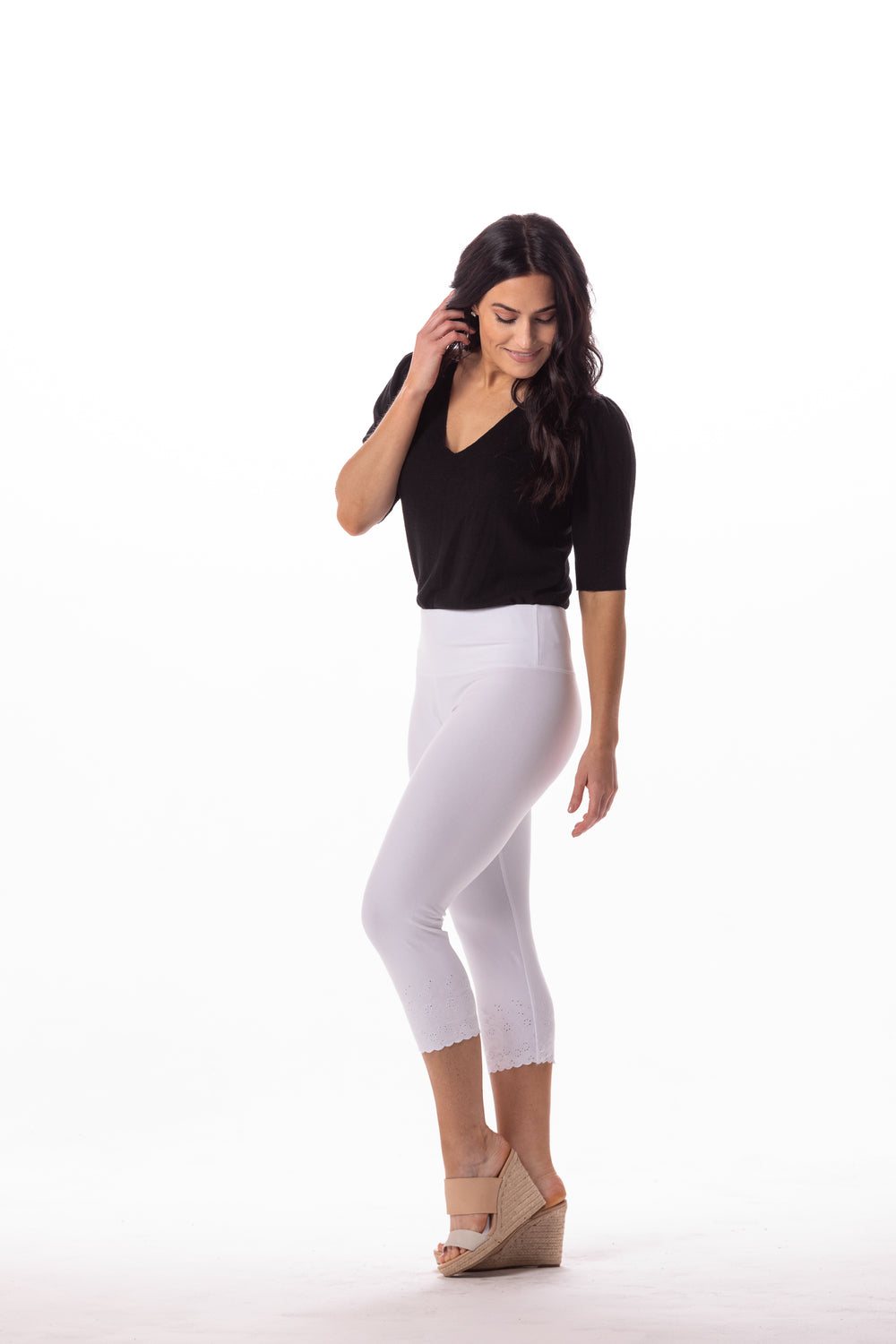 Teri Embroidered Hem Capri - INTROclothing