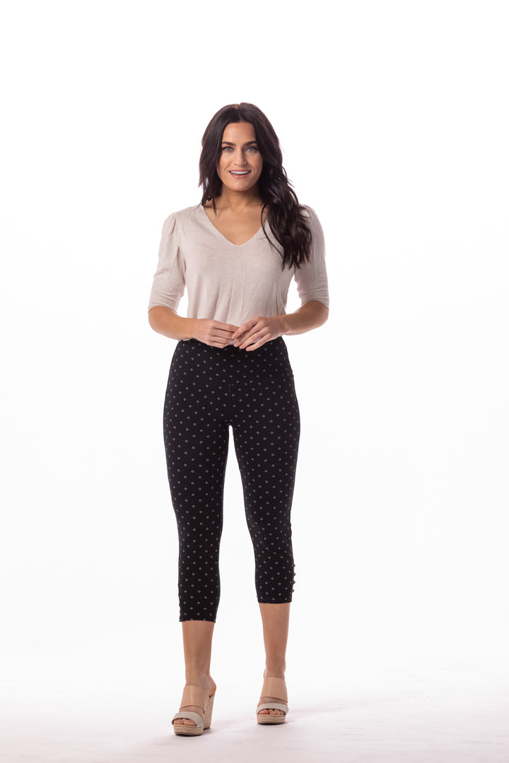 Teri Lattice Bead Hem Capri - INTROclothing