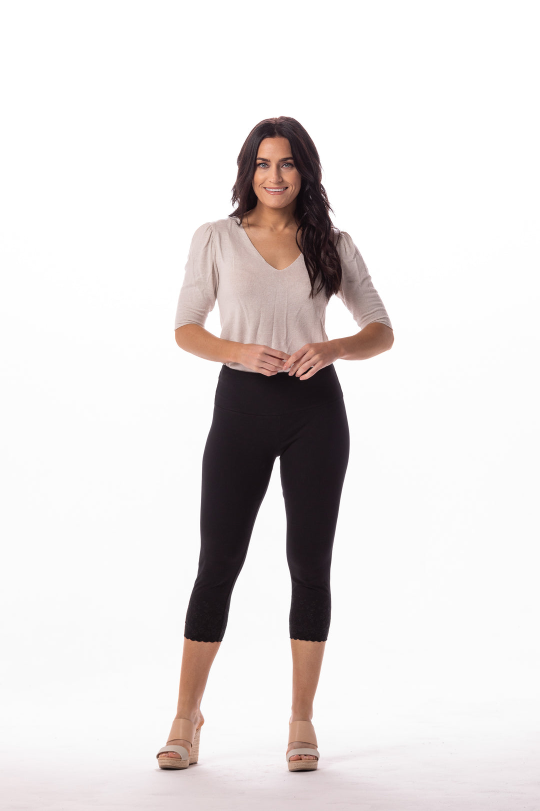 Teri Embroidered Hem Capri - INTROclothing