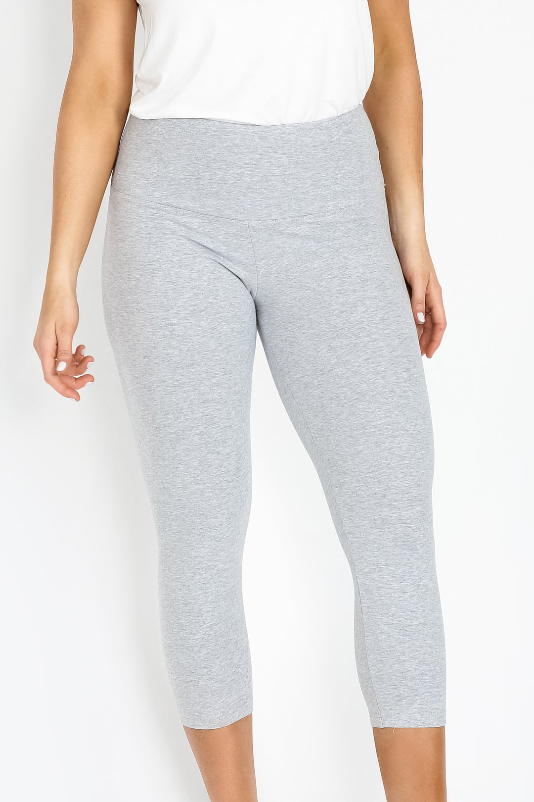 Love The Fit Capri Leggings – Intro Clothing