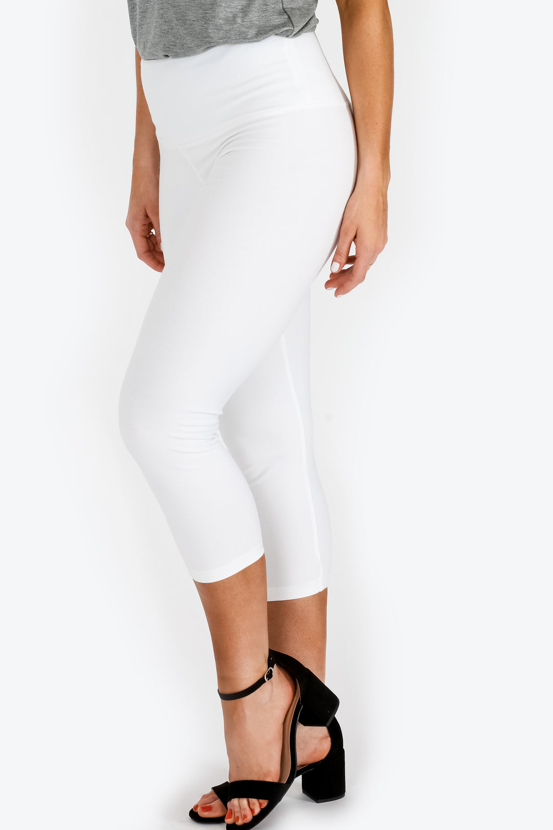 Intro Plus Size Love the Fit Capri Leggings | Dillard's
