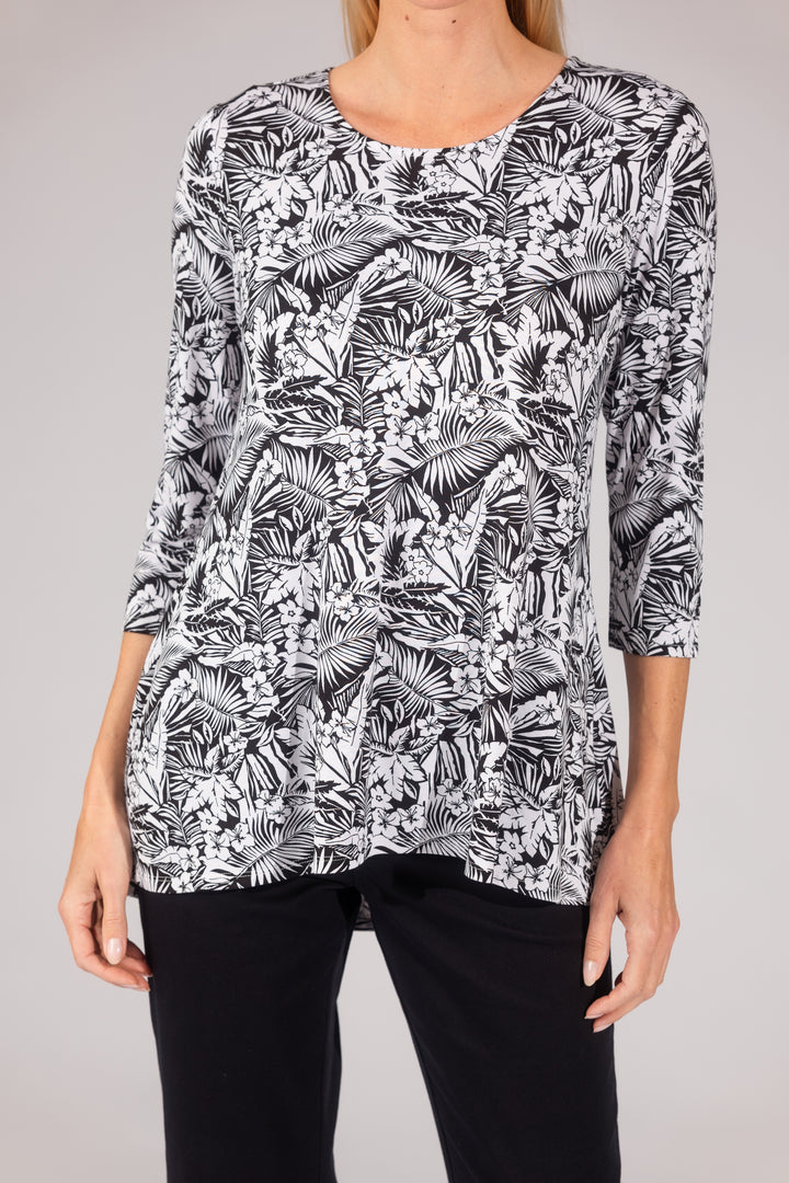 Printed Pleat Back High-Low Legging Tee
