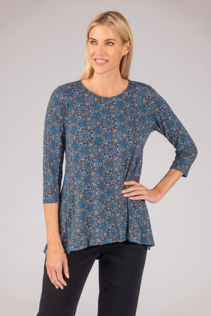 Printed Pleat Back High-Low Legging Tee