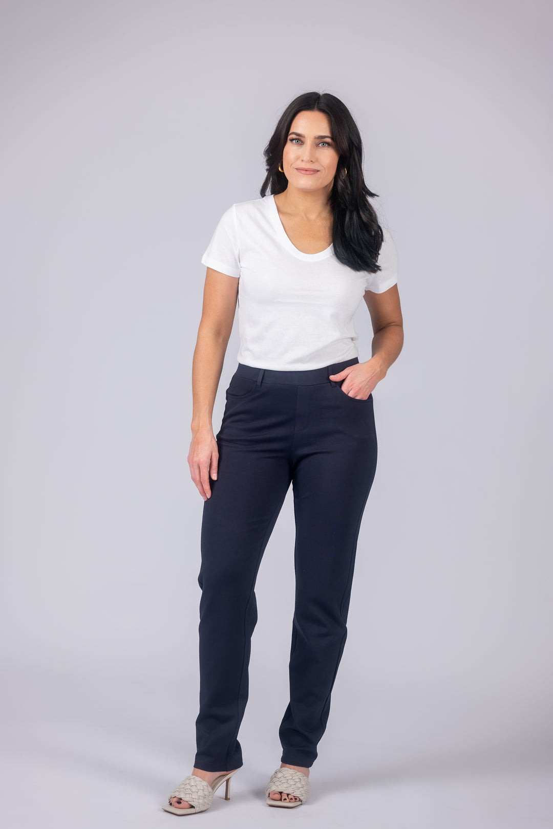 Stella Straight Legging